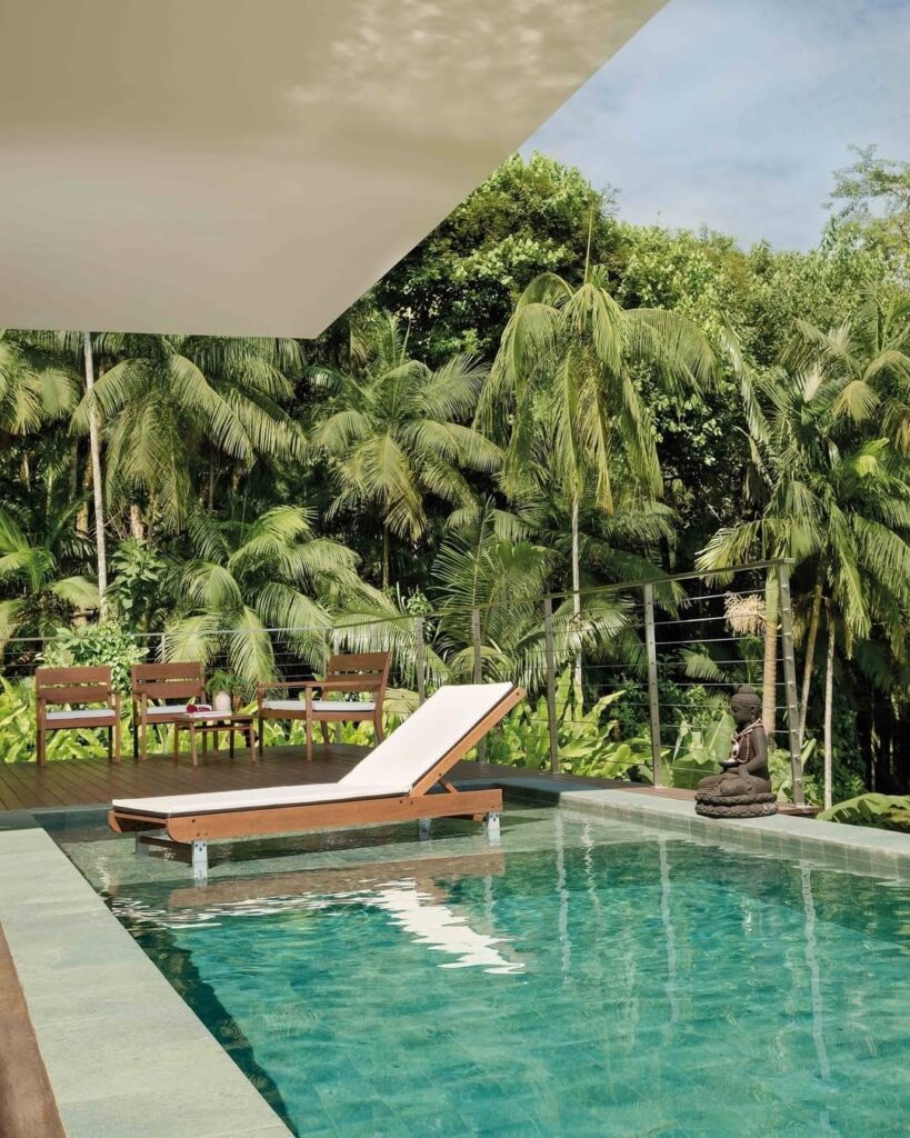 espreguiçadeiras de piscina